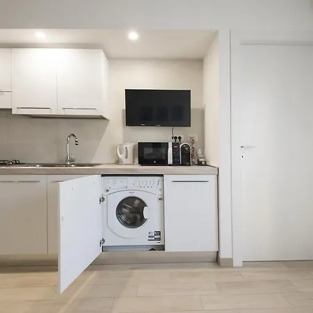 Edo Gallery * كالياري